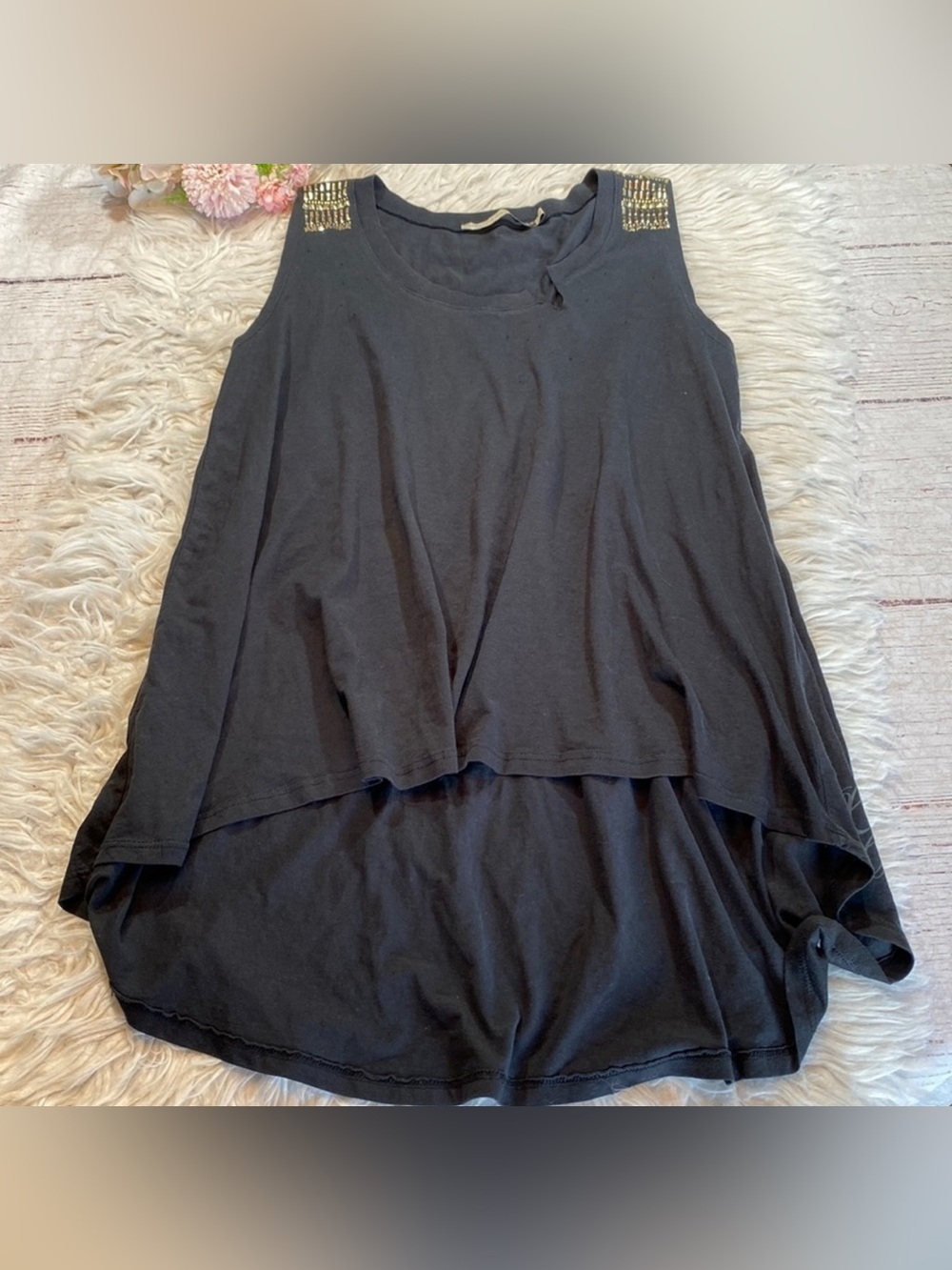 Christian Audigier Large Distressed
Black Sleeveless Layered Top Stud Detail B8